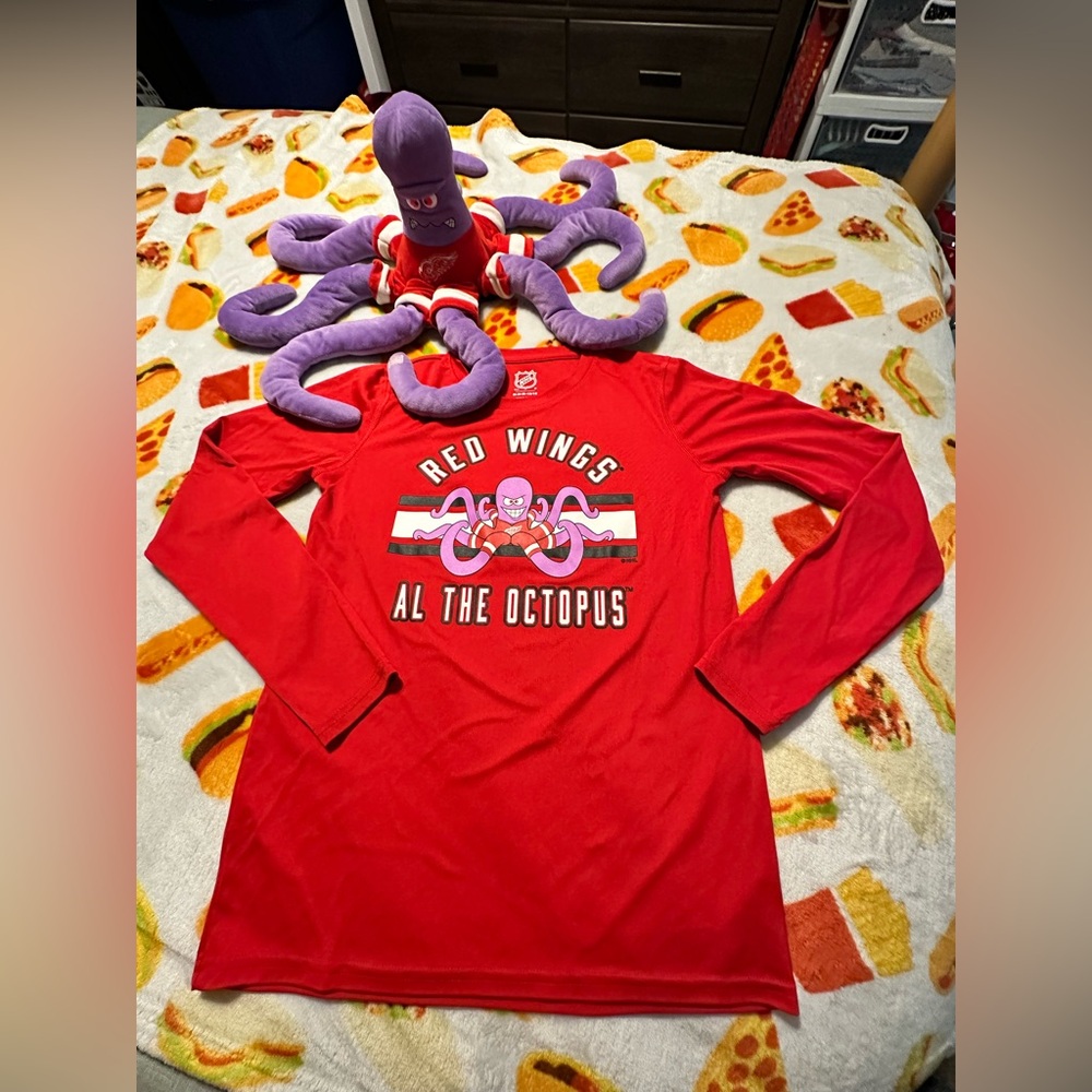 Detroit Red Wing NHL Octopus Plush "Rally Al"Soft Stuffed W/ Childs Shirt 10/12